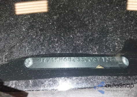 2005 Volvo S40 T5 Awd z USA, uszkodzony, nr VIN YV1MH682852069138